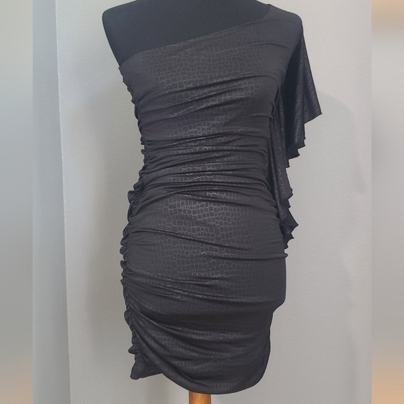 One Shoulder Flutter Sleeve Candies Snake Print Mini Dress - Picture 1 of 7